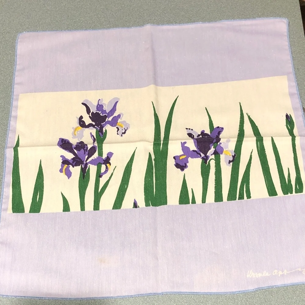 Floral Print Cloth Napkins with Purple Irises - Picture 12 of 16